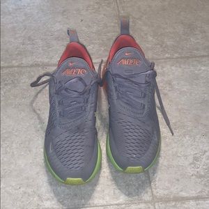 Nike Air Max 270